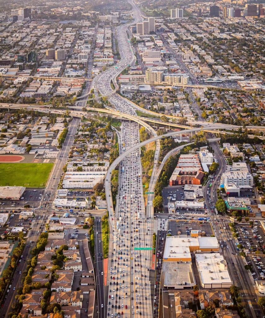 The 405 Freeway And How It Connects LA S Basin To The San Fernando   349528225 632976311709486 3195090036428757611 N 854x1024 