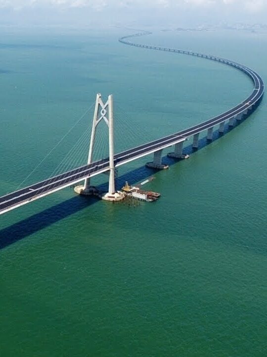 The Hong Kong-Zhuhai-Macau World's Longest Sea Bridge » Nickey's Circle