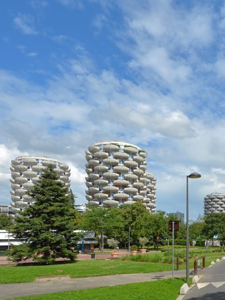 Unusual Balconies of Résidence Arpej Les Choux and Their Architectural ...