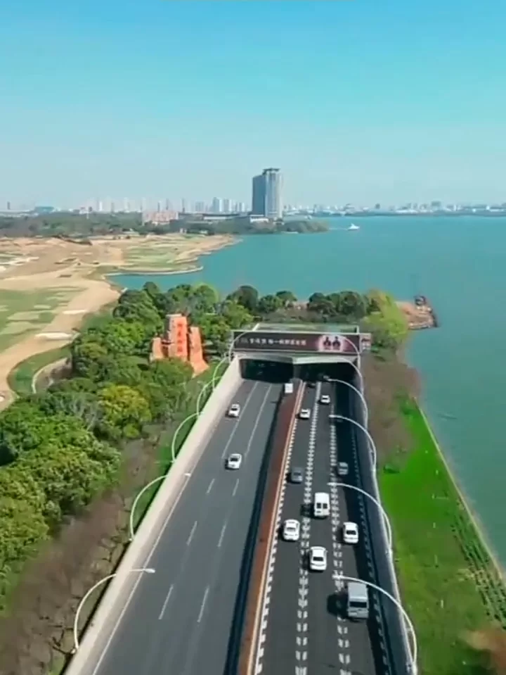 The Undersea Spectacle of China’s Suzhou DuShu Lake Tunnel – NICKEY'S ...